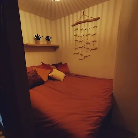 아파트 Hhvdk Aan Zee *